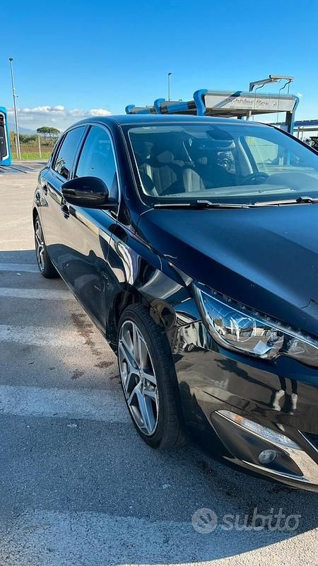 Usata Peugeot 308 Allure 120 CV (88 kW) 2015 Nero Berlina