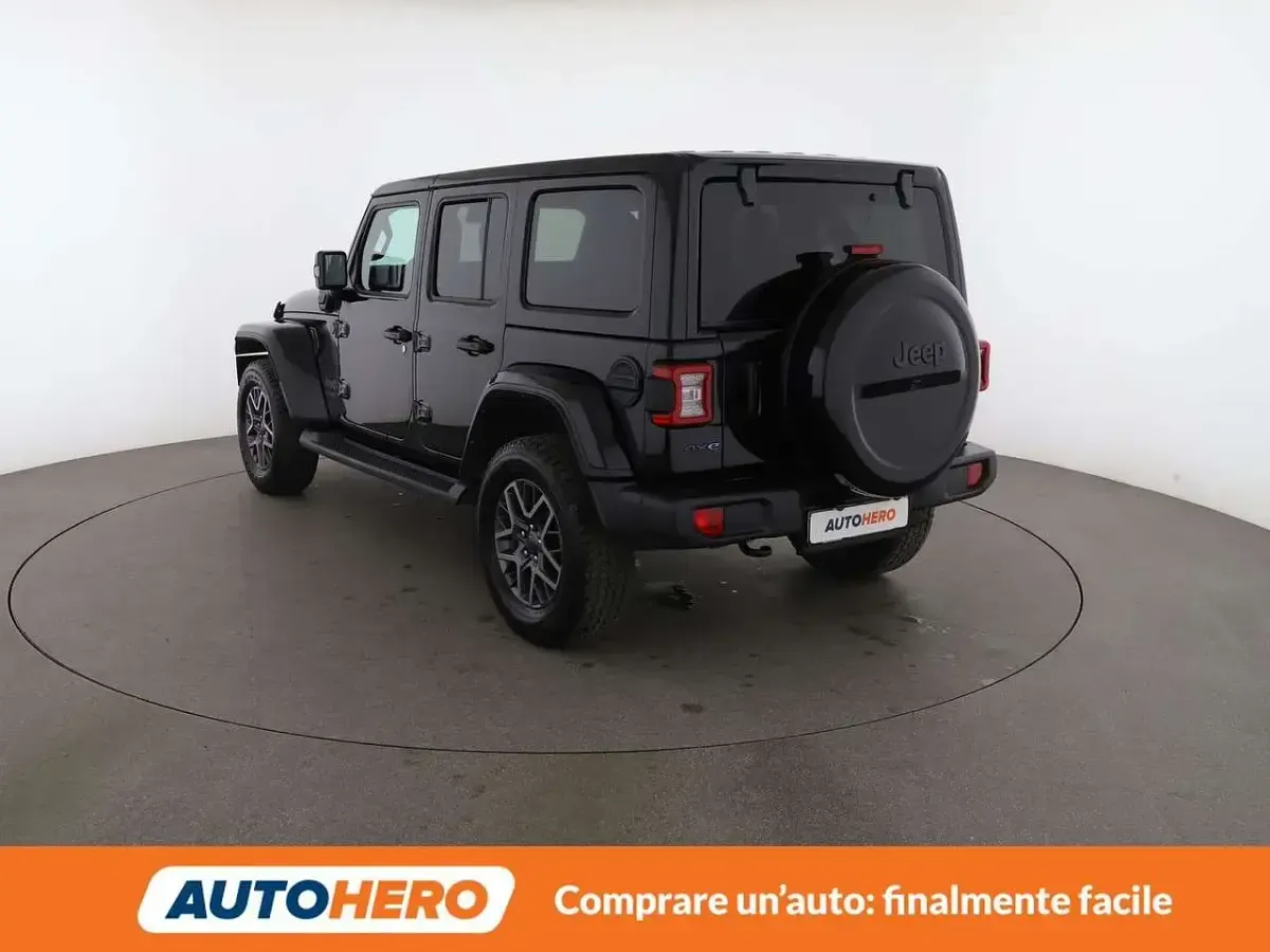 Begagnad Jeep Wrangler 80th Anniversary 272 HK (200 kW) 2021 Svart SUV