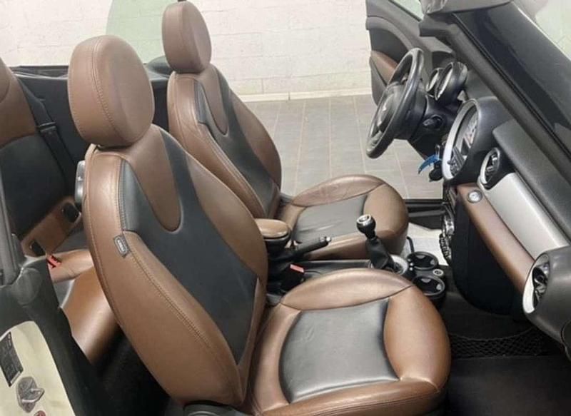 Usata Mini Cooper Cabriolet 120 CV (88 kW) 2011 Cabrio