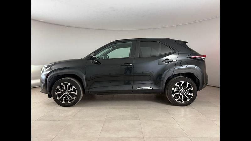 Gebraucht Toyota Yaris Cross Trend 131 PS (96 kW) 2025 Schwarz SUV