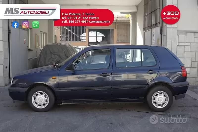 Usata VW Golf III 54 CV (39 kW) 1995 Blu Berlina