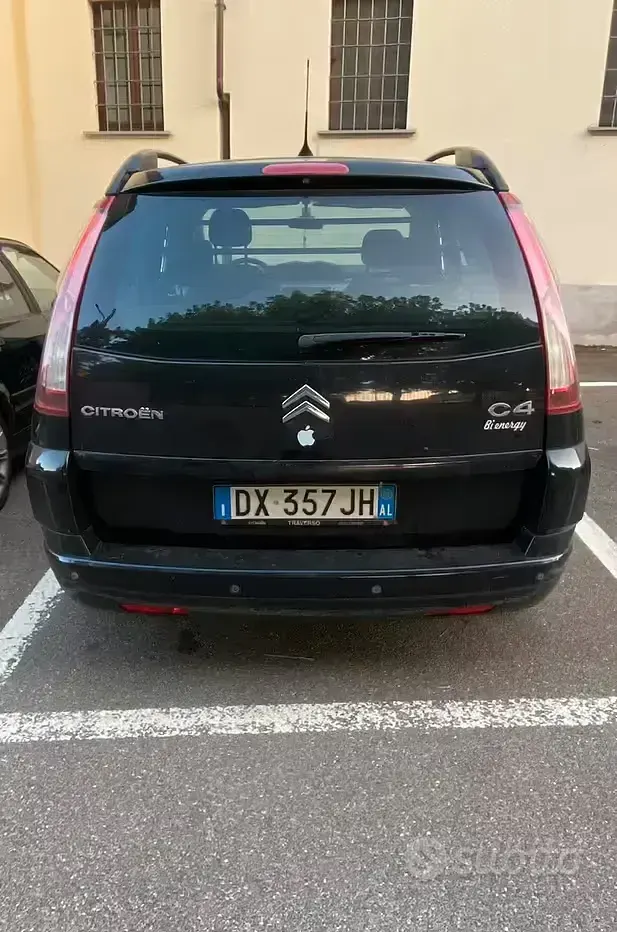 Usata Citroën Grand C4 Picasso 125 CV (91 kW) 2010 Nero Monovolume