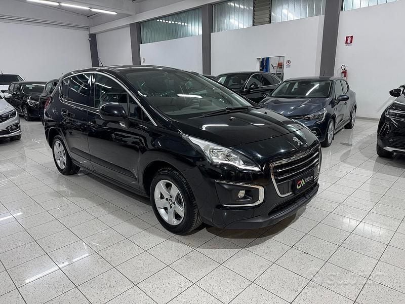 Usata Peugeot 3008 Business-Line 120 CV (88 kW) 2015 Nero Station wagon