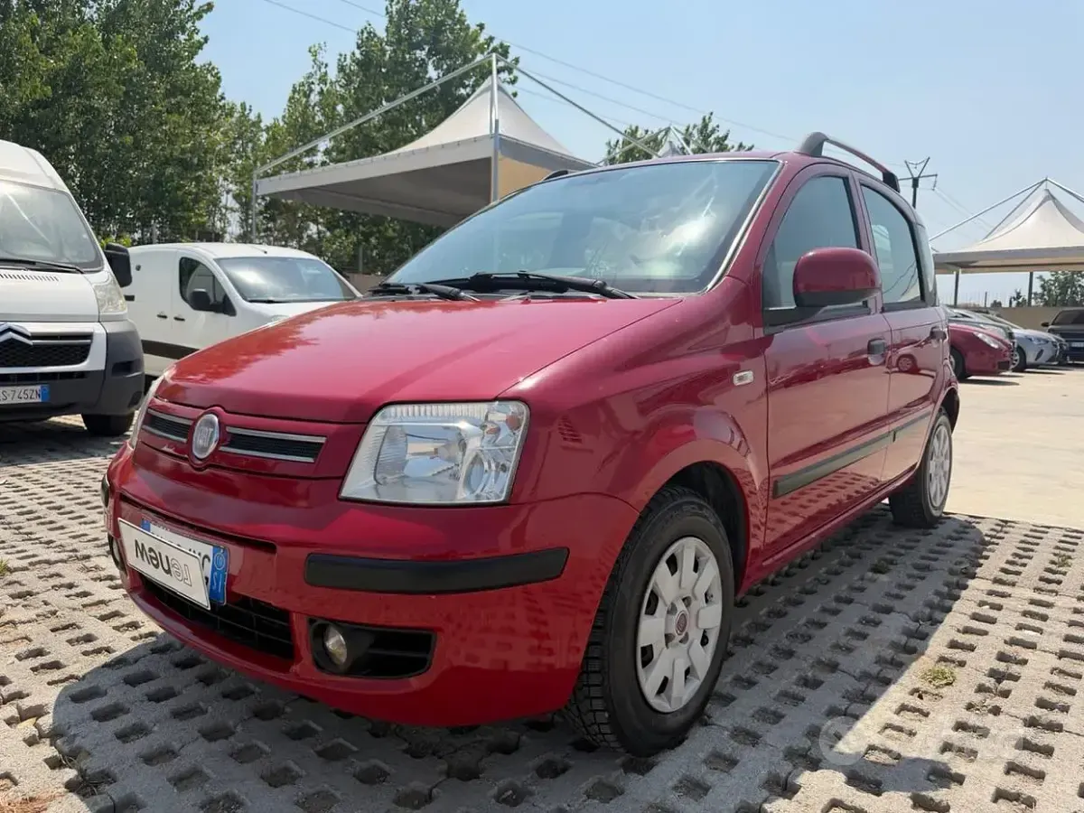 Usata Fiat Panda Dynamic 60 CV (44 kW) 2010 Rosso Utilitaria