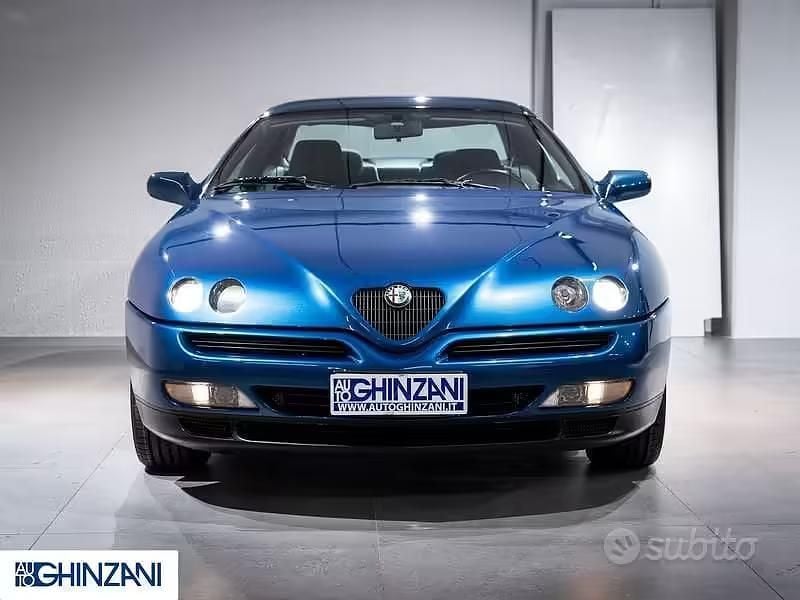 Usata Alfa Romeo GTV 201 CV (147 kW) 1997 Blu Coupé
