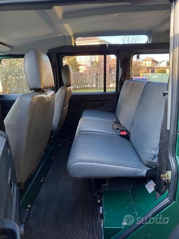 Usata Land Rover Defender 2025 Verde SUV