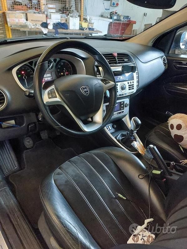 Usata Lancia Delta 2011 Utilitaria