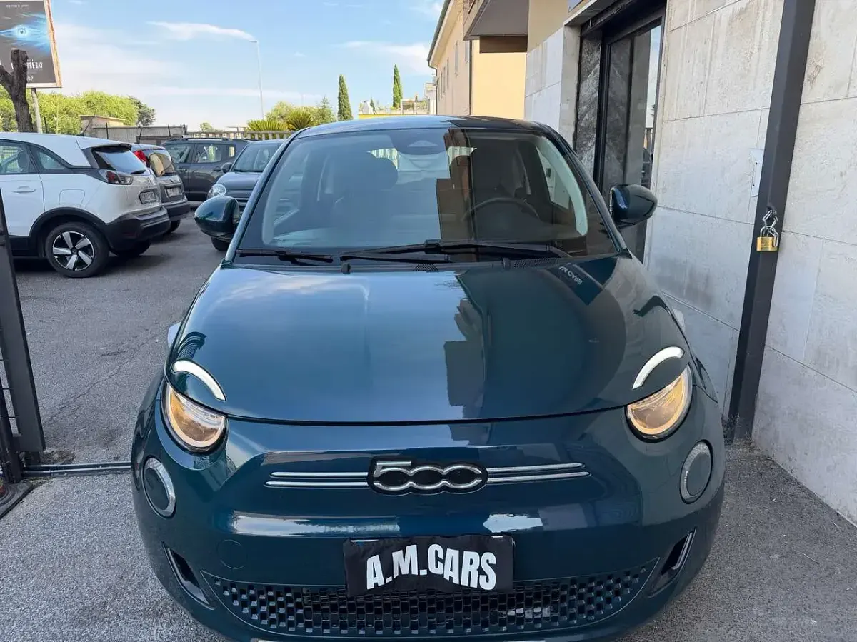 Usata Fiat 500e La Prima 42 kW (58 CV) 2020 Verde Cabrio