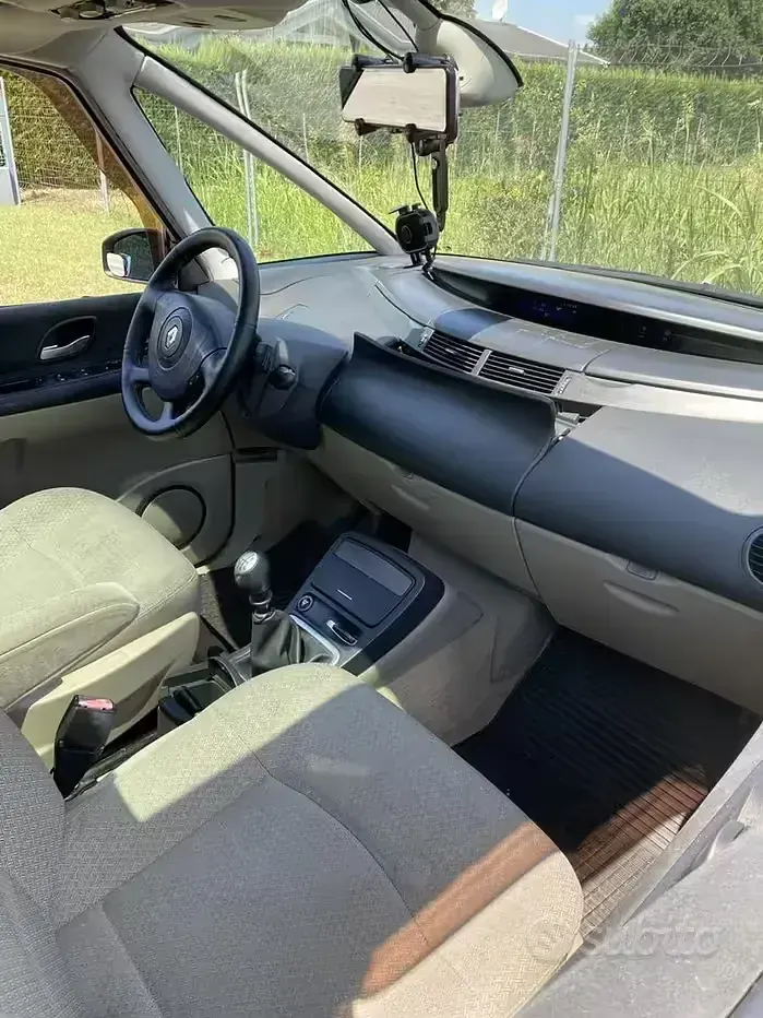 Usata Renault Espace 150 CV (110 kW) 2007 Bluazzurro Monovolume