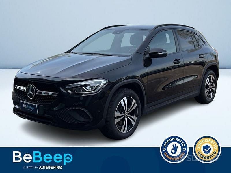 Usata Mercedes GLA180 116 CV (85 kW) 2023 Nero metallizzato SUV