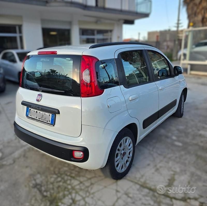 Usata Fiat Panda Pop 75 CV (55 kW) 2013 Bianco Utilitaria