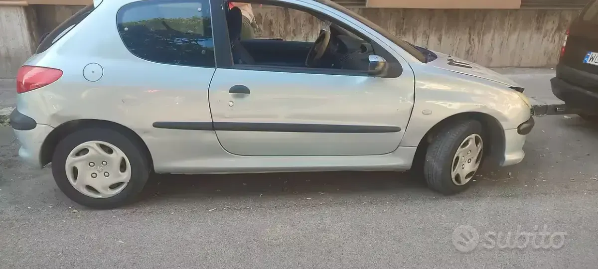 Usata Peugeot 206 60 CV (44 kW) 2002 Berlina