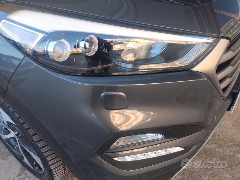 Second-hand Hyundai Tucson Edition 136 CP (100 kW) 2018 Gri SUV