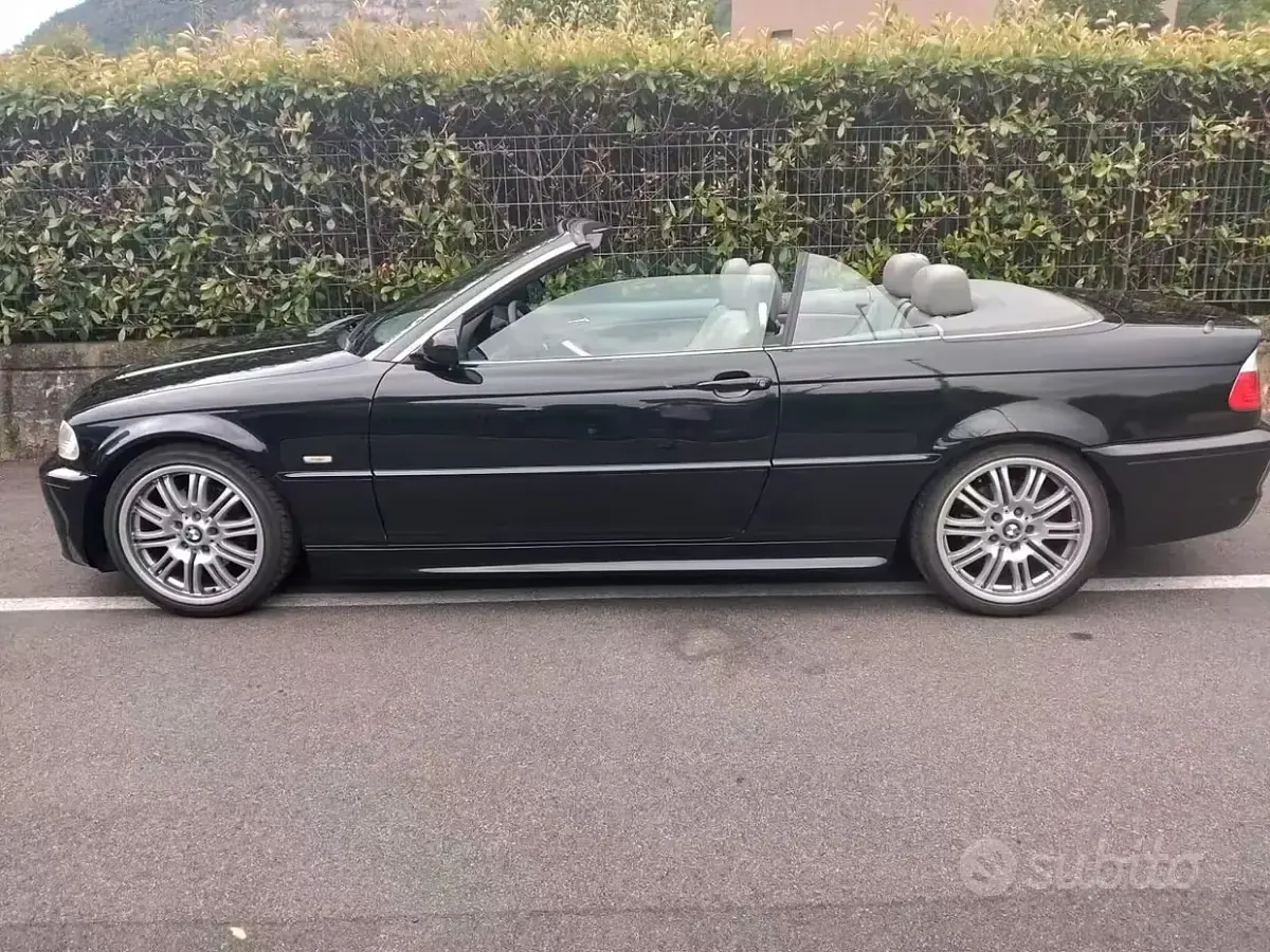 Usata BMW 320 Cabriolet 170 CV (125 kW) 2001 Cabrio