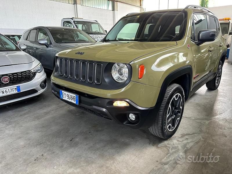 Usata Jeep Renegade Trailhawk 170 CV (125 kW) 2016 Verde SUV