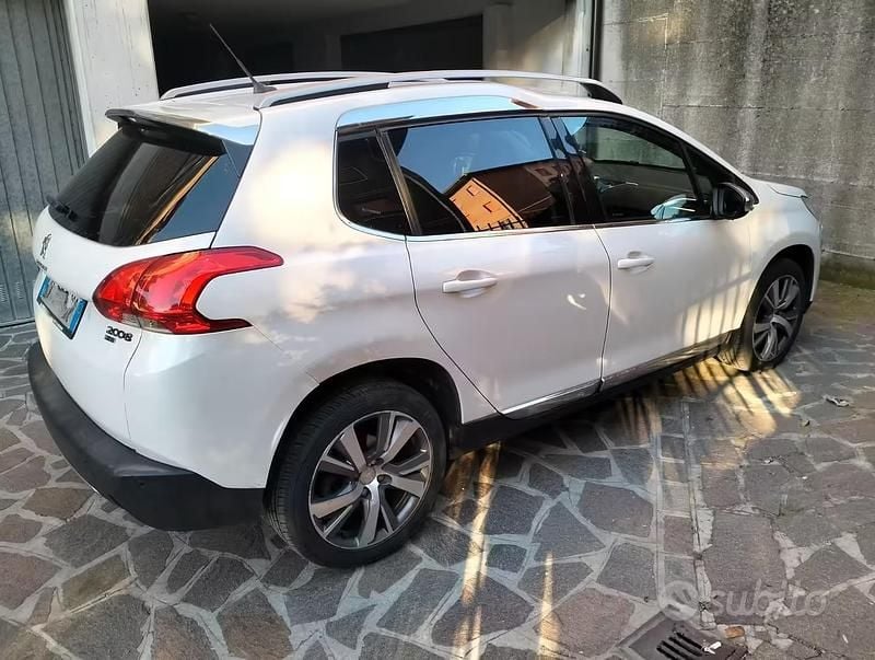 Usata Peugeot 2008 92 CV (67 kW) 2013 SUV