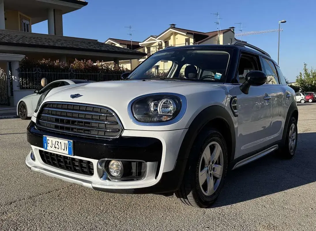 Second-hand Mini Cooper D Countryman 150 CP (110 kW) 2018 Alb SUV