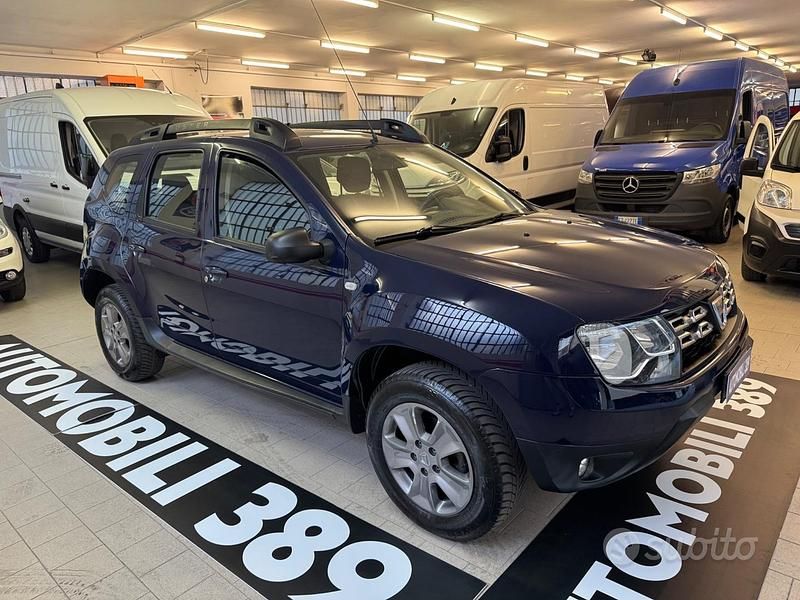 Usata Dacia Duster Lauréate 110 CV (80 kW) 2015 Blu SUV