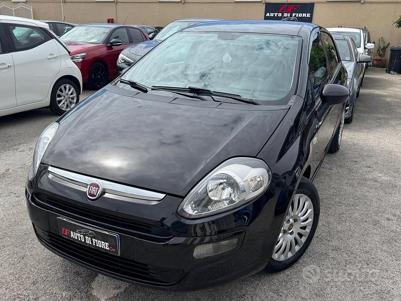Usata Fiat Punto Evo Dynamic 75 CV (55 kW) 2011 Nero Utilitaria
