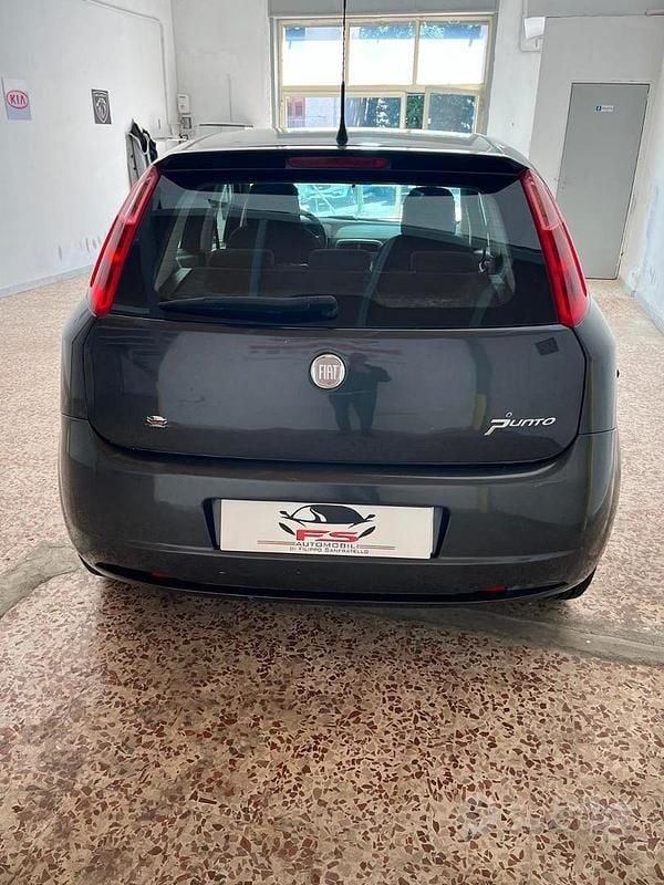 Usata Fiat Grande Punto 75 CV (55 kW) 2008 Utilitaria