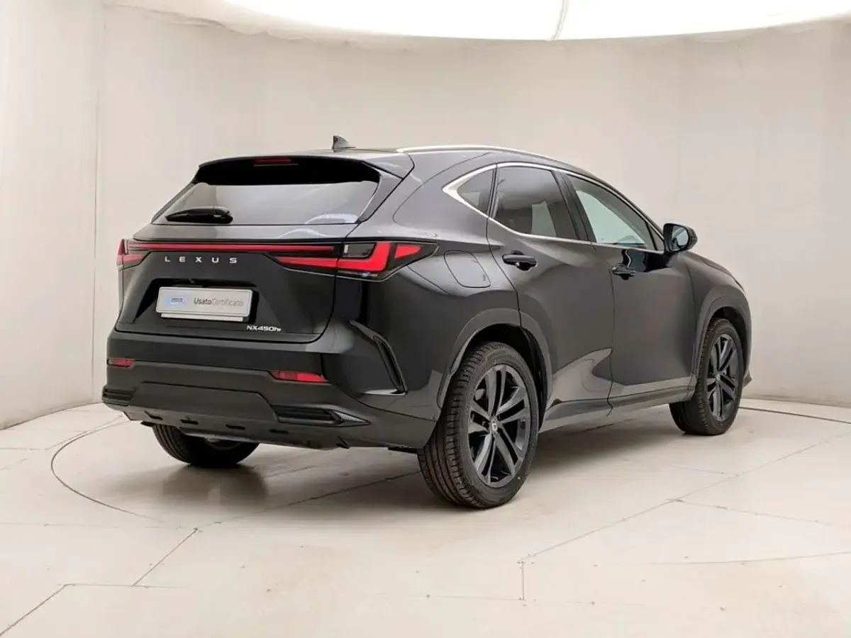 Usata Lexus NX450h+ 182 CV (133 kW) 2025 Nero SUV