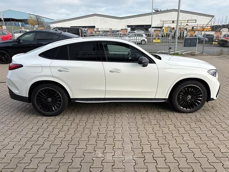Usata Mercedes GLC300e AMG line 269 CV (197 kW) 2025 Bianco Coupé