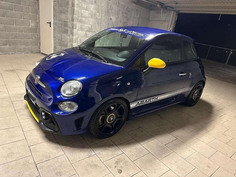 Usata Abarth 595 Pista 165 CV (121 kW) 2021 Blu/azzurro Utilitaria