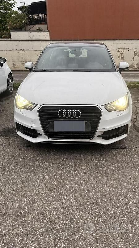 Usata Audi A1 Sportback S-Line 90 CV (66 kW) 2012 Bianco Utilitaria
