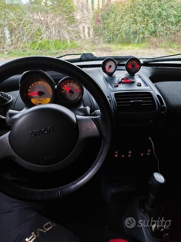 Usata Smart Roadster 94 CV (69 kW) 2003 Rosso Cabrio