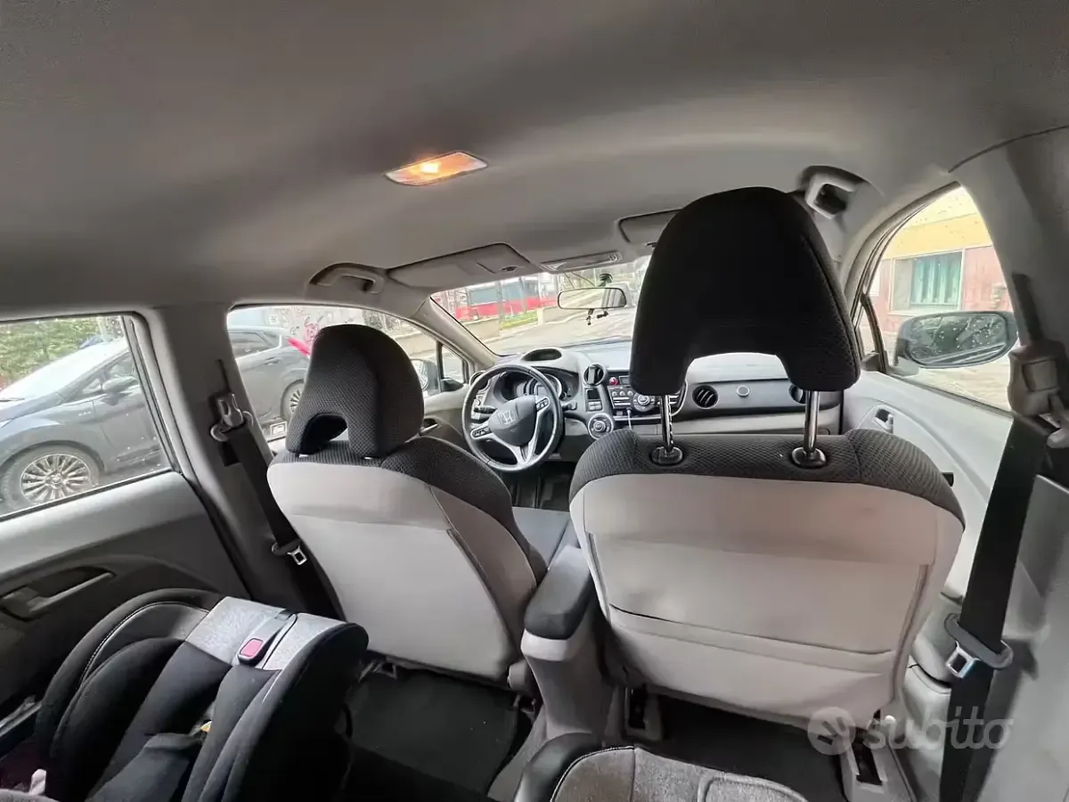 Usata Honda Insight 88 CV (64 kW) 2009 Grigio Utilitaria