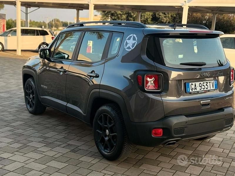 Occasion Jeep Renegade Limited 120 ch (88 kW) 2020 Gris SUV