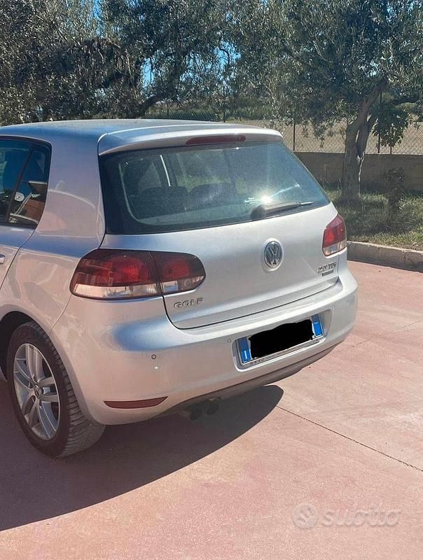 Usata VW Golf VI 140 CV (102 kW) 2010 Grigio Utilitaria
