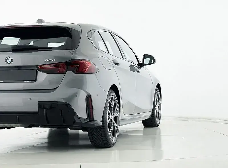 Usata BMW 118 M Sport 150 CV (110 kW) 2024 Grigio Utilitaria