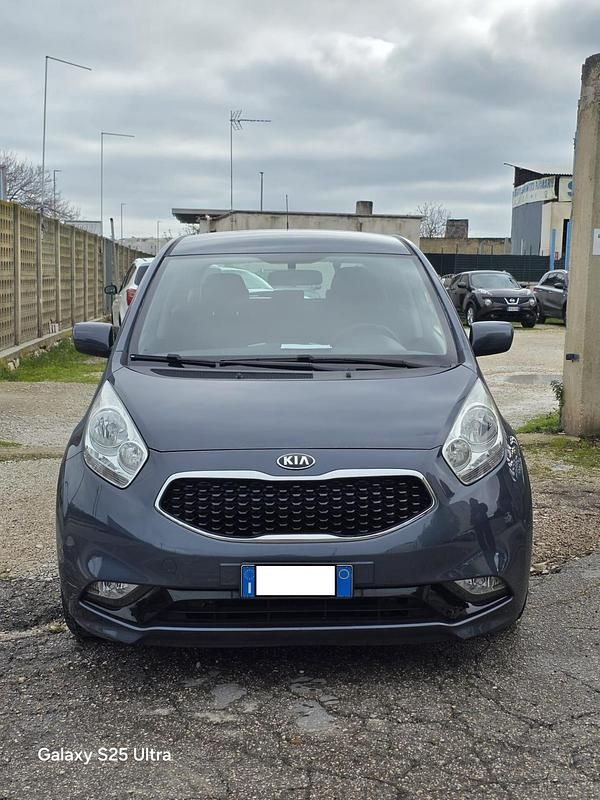 Usata Kia Venga 89 CV (65 kW) 2016 Grigio Utilitaria