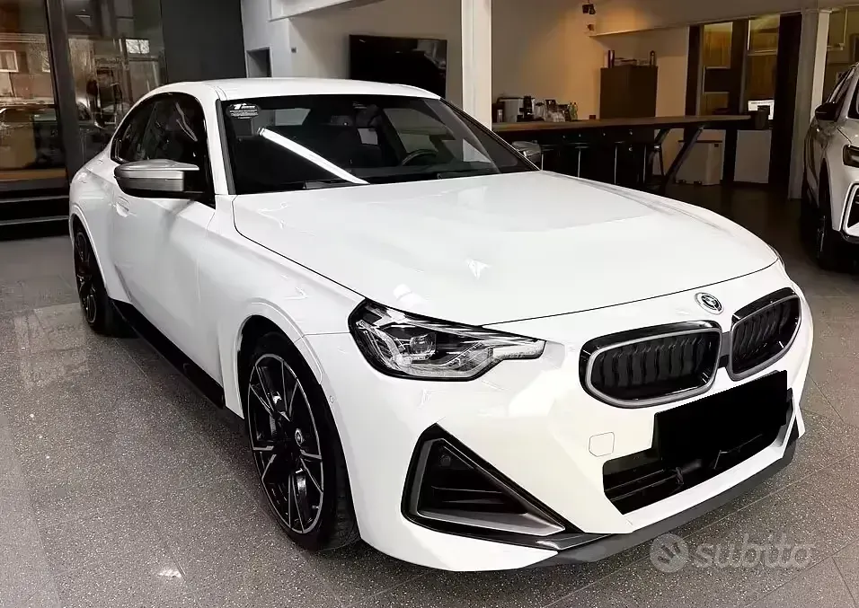 Usata BMW M240 M Sport 374 CV (275 kW) 2023 Bianco Coupé