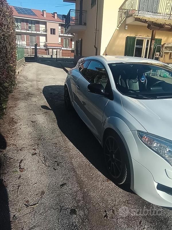 Usata Renault Mégane III R.S. 290 CV (213 kW) 2010 Bianco Coupé