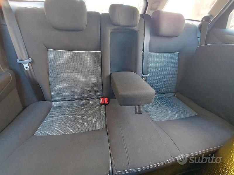 Usata Ford Mondeo Titanium 160 CV (117 kW) 2013 Nero Station wagon