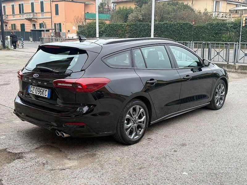 Usata Ford Focus ST-Line 126 CV (92 kW) 2025 Nero Station wagon