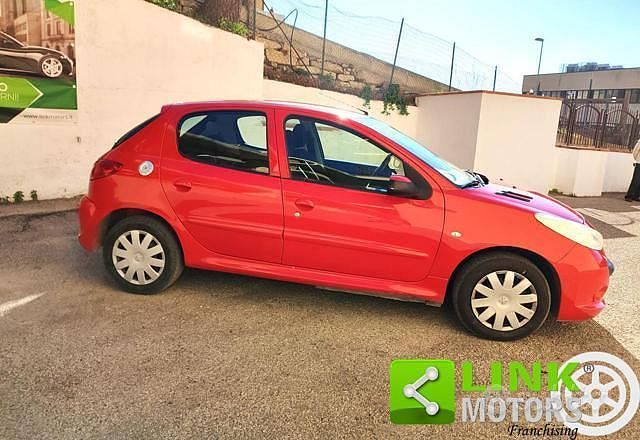 Occasion Peugeot 206+ 68 ch (50 kW) 2010 Rouge Citadine