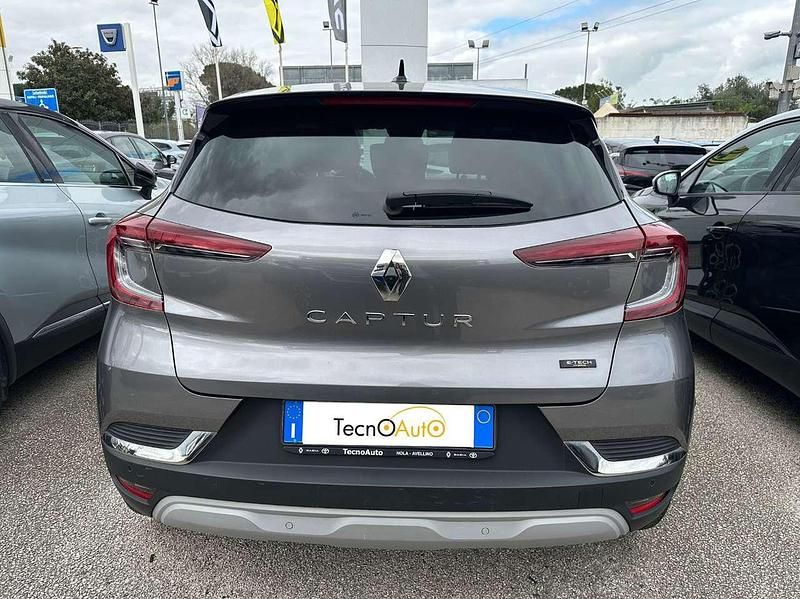 Usata Renault Captur 94 CV (69 kW) 2023 Be style milano SUV