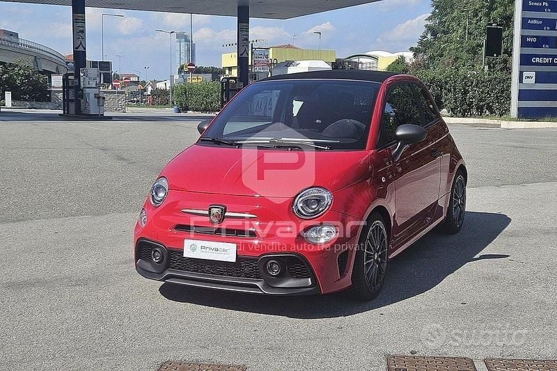 Rosso Usata 2023 Abarth 695C Cabrio | 28.000 € (Buon prezzo) - Immagine 1/4