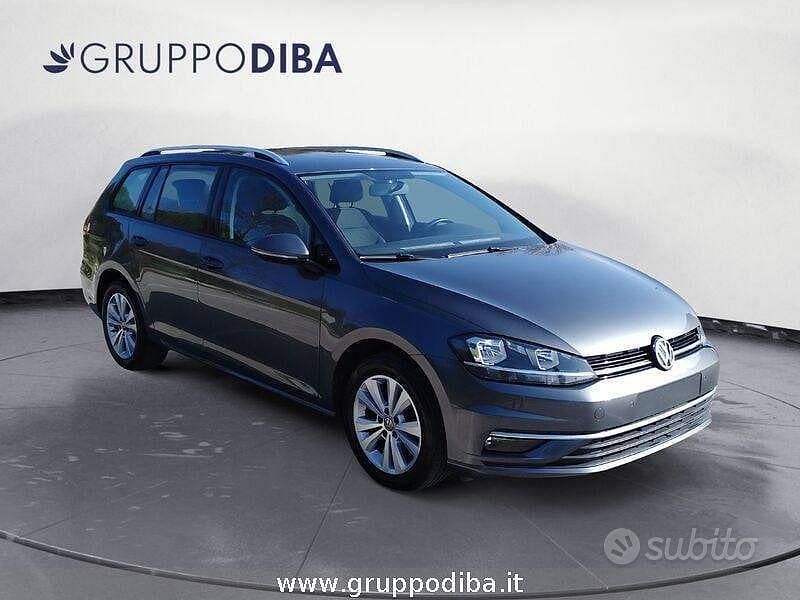 Usata VW Golf VII Trendline 116 CV (85 kW) 2017 Grigio Station wagon