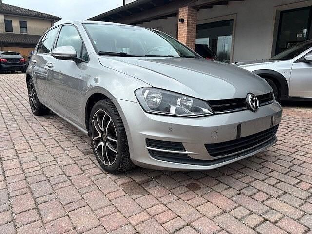 Usata VW Golf VII Comfortline 125 CV (91 kW) 2016 Grigio medio metallizzato Berlina
