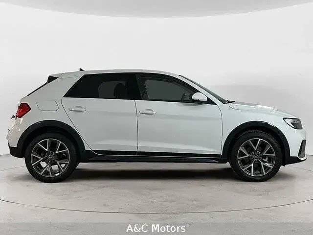 Usata Audi A1 Business 116 CV (85 kW) 2025 Bianco SUV