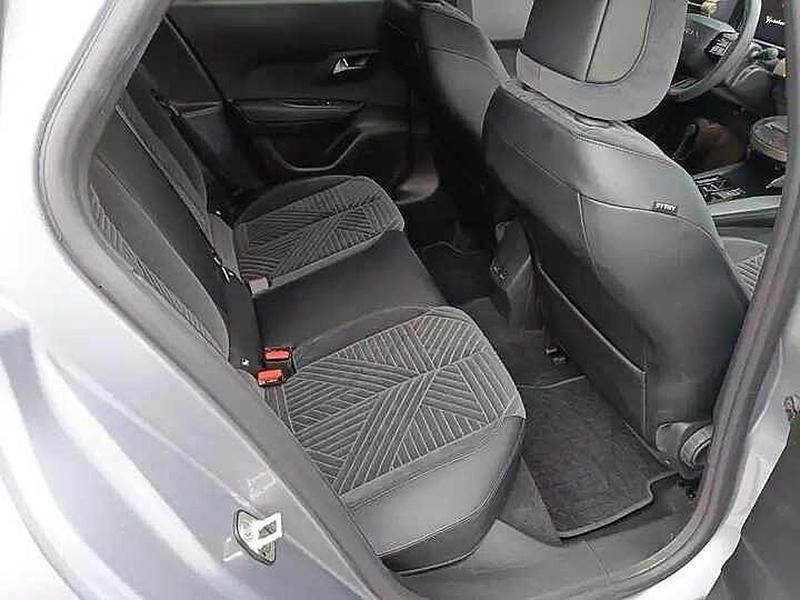 Usata Lancia Ypsilon 101 CV (74 kW) 2025 Grigio Utilitaria