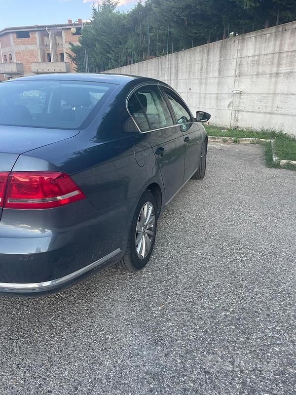Usata VW Passat 150 CV (110 kW) 2013 Grigio Berlina