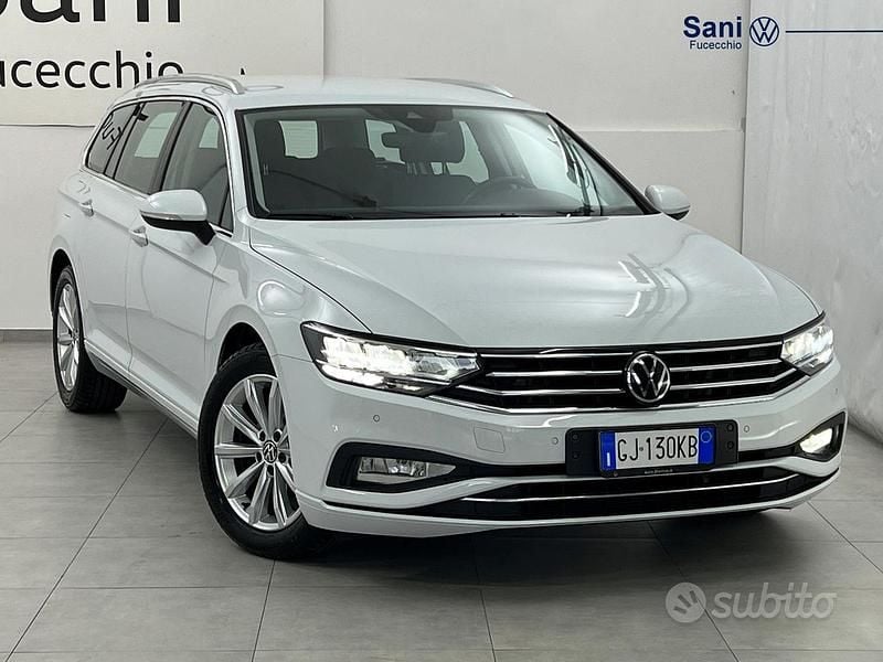 Bianco Usata 2022 VW Passat Business Station wagon | 18.200 € (Buon prezzo) - Immagine 1/4