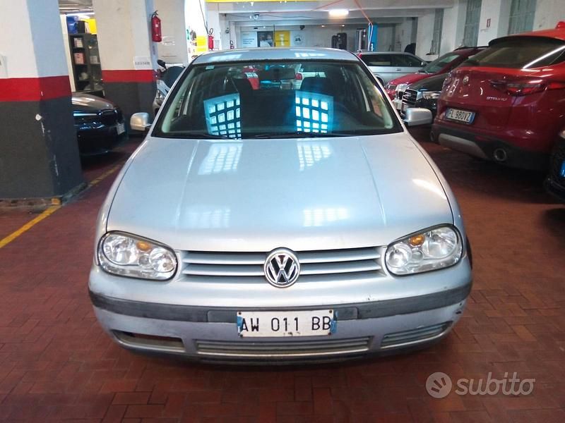 Usata VW Golf III 74 CV (54 kW) 1998 Grigio Berlina