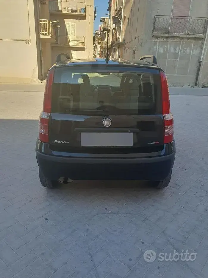 Usata Fiat Panda 69 CV (50 kW) 2012 Nero Utilitaria
