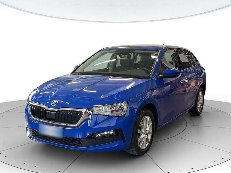 Blu Usata 2020 Skoda Scala Ambition Due volumi | 15.900 € (Cara) - Immagine 1/4